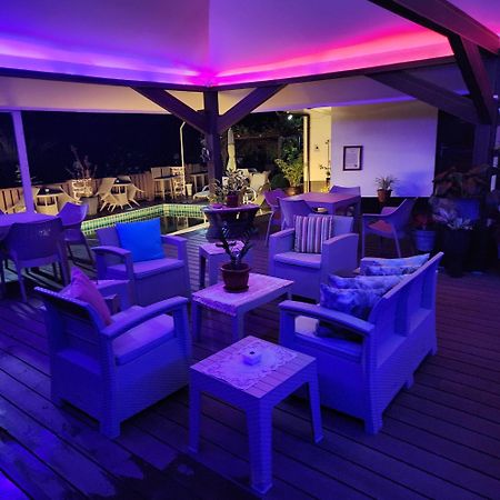 Chalets Des Vacances Takamaka Bagian luar foto